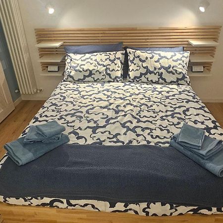Holiday Home Пезаро Экстерьер фото